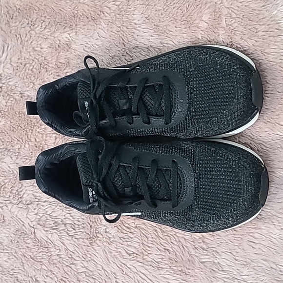 Skechers Women's D'Lux Walker Commuter Black Athletic and Training Shoes Used - Picture 1 of 13